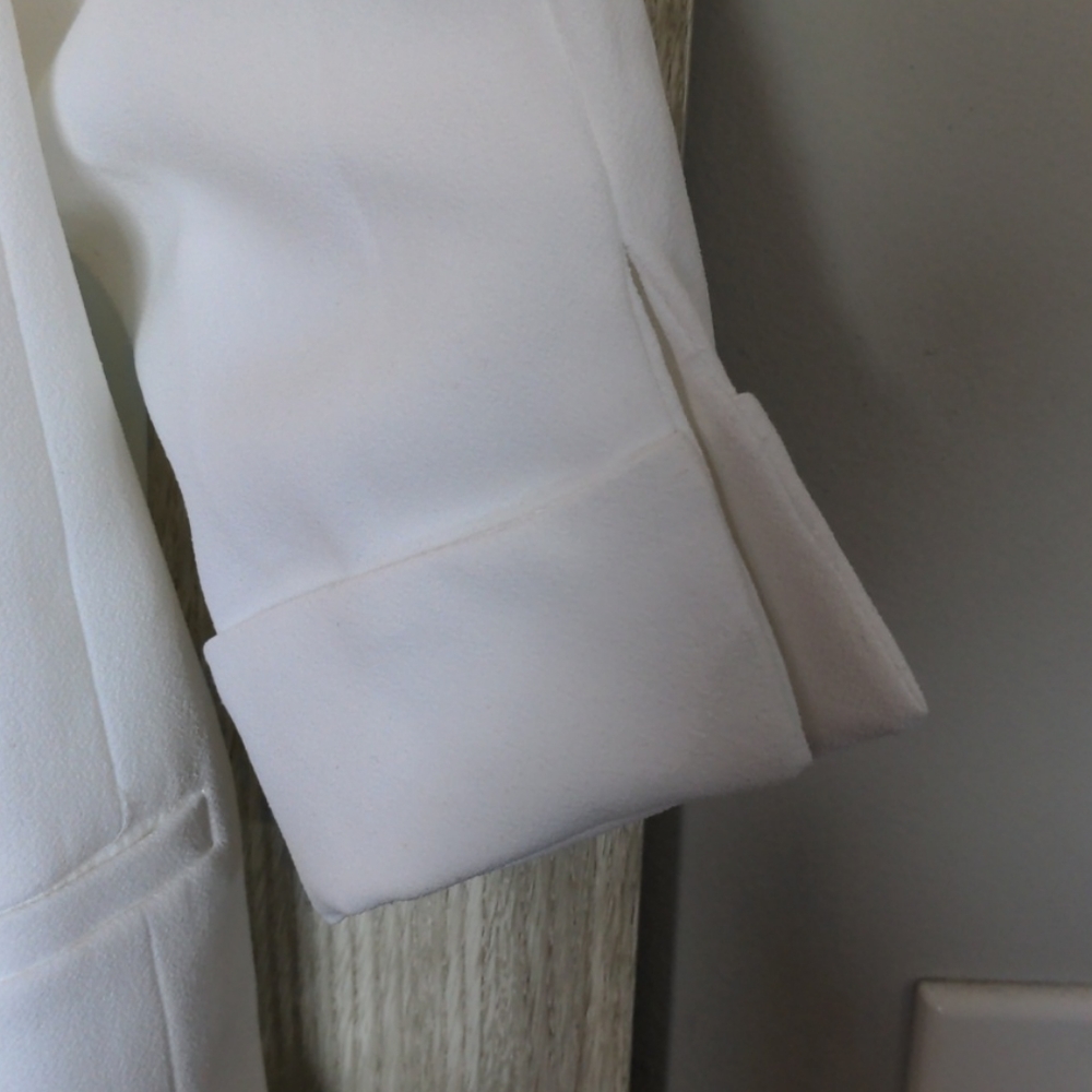White Blazer NWOT - Picture 3 of 3